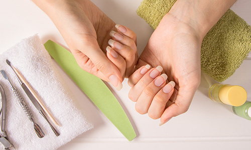 MANICURE